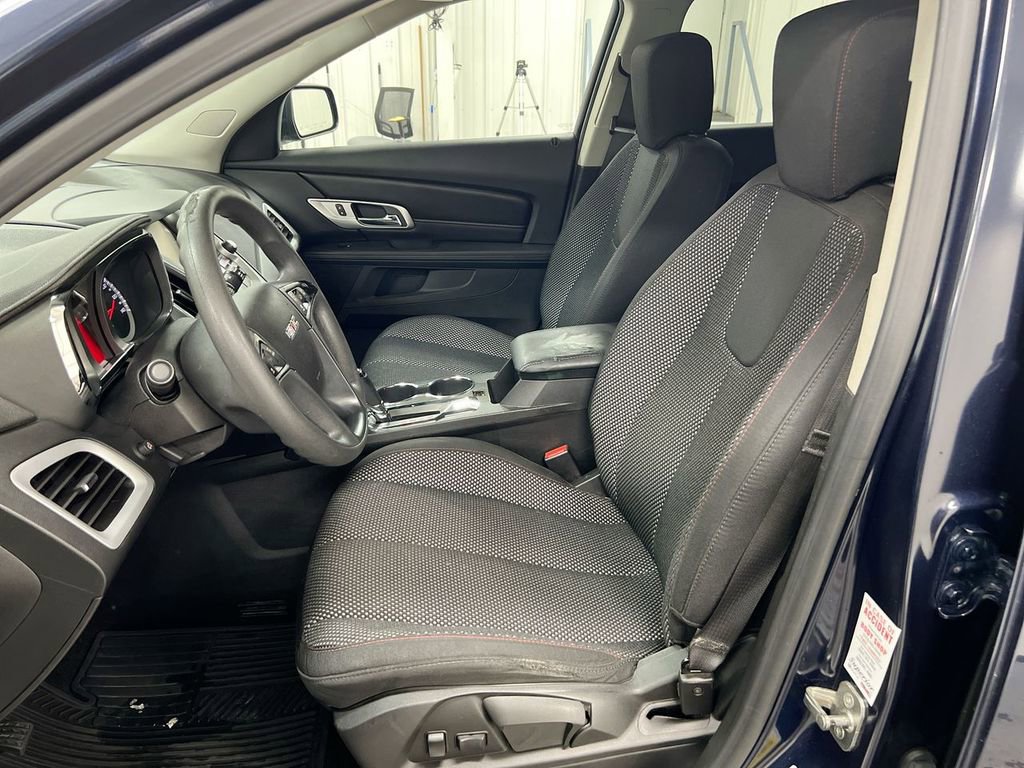Used 2017 GMC Terrain SLE AWD/4WD image 18