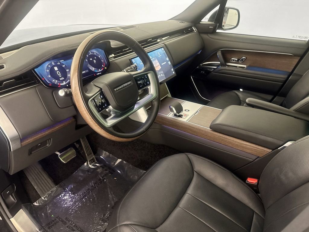 Certified 2024 Land Rover Range Rover SE AWD/4WD image 8