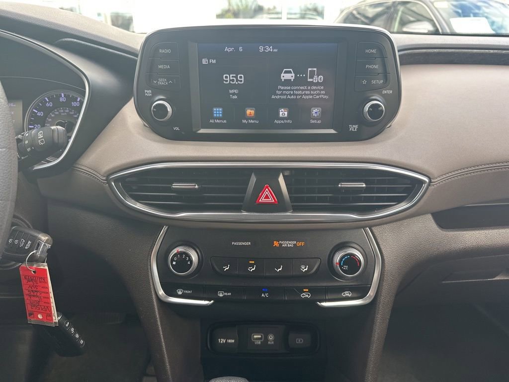 Used 2019 Hyundai Santa Fe SE AWD/4WD image 24