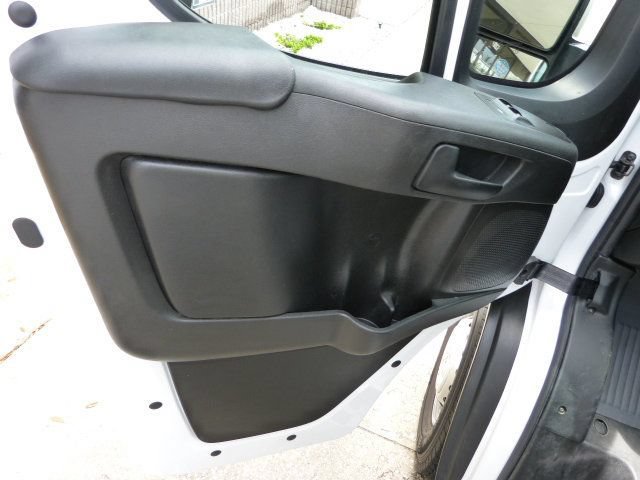 Used 2025 RAM ProMaster 2500 w/ U-Haul Equipment Group FWD image 27