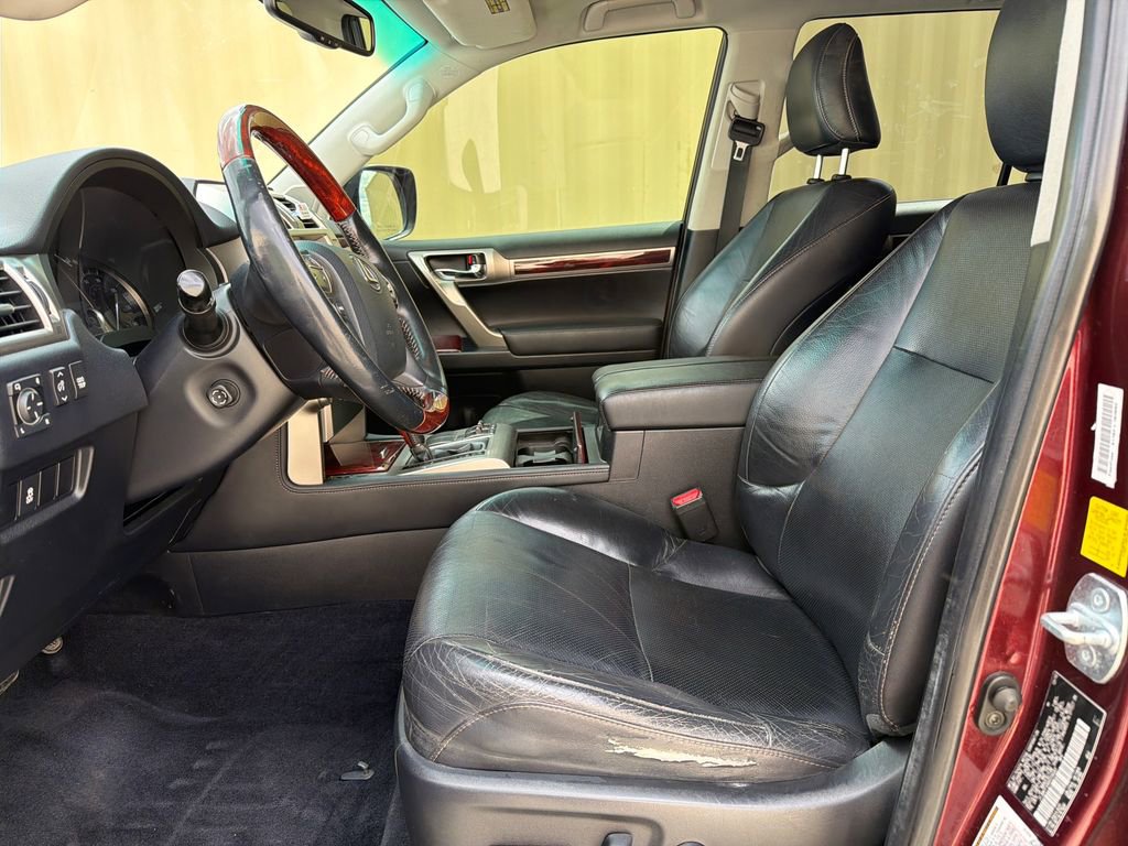 Used 2011 Lexus GX 460 w/ Convenience Pkg AWD/4WD image 17