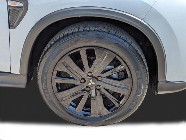 Used 2024 Mitsubishi Outlander Sport LE AWD/4WD image 11