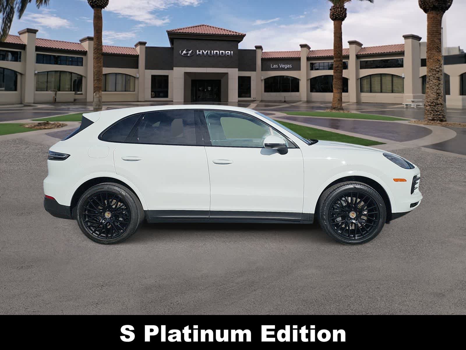 Used 2023 Porsche Cayenne S Platinum w/ Premium Package Plus AWD/4WD image 9