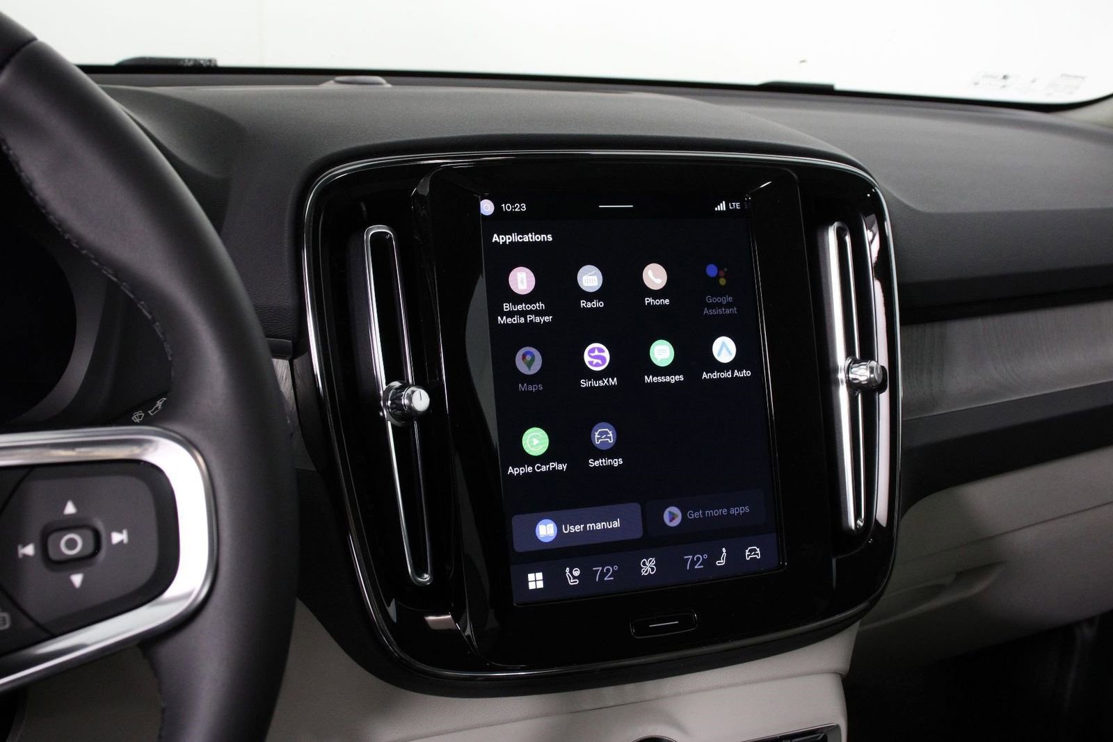 New 2026 Volvo XC40 B4 Plus w/ Climate Package image 6