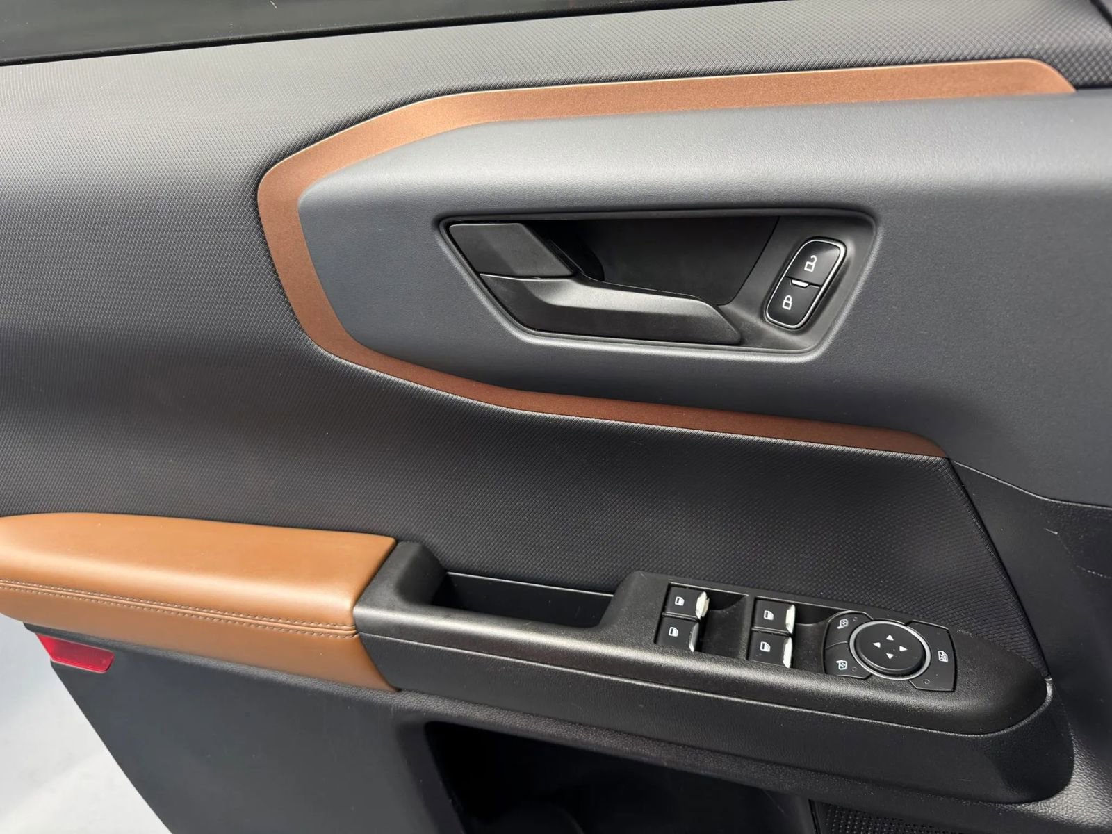 Used 2021 Ford Bronco Sport Outer Banks w/ Outer Banks Package AWD/4WD image 8