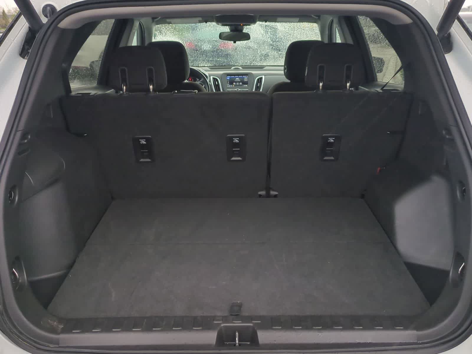 Used 2019 Chevrolet Equinox LT w/ Driver Convenience Package image 31