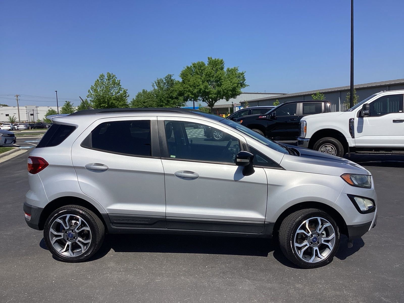 Used 2019 Ford EcoSport SES w/ SES Black Appearance Package AWD/4WD image 5