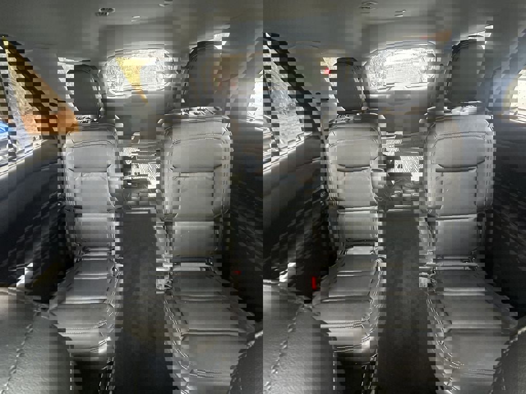 Used 2022 Ford Explorer Limited w/ Limited Technology Package image 20