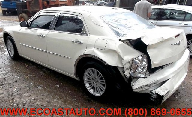 Used 2009 Chrysler 300 Touring RWD image 3