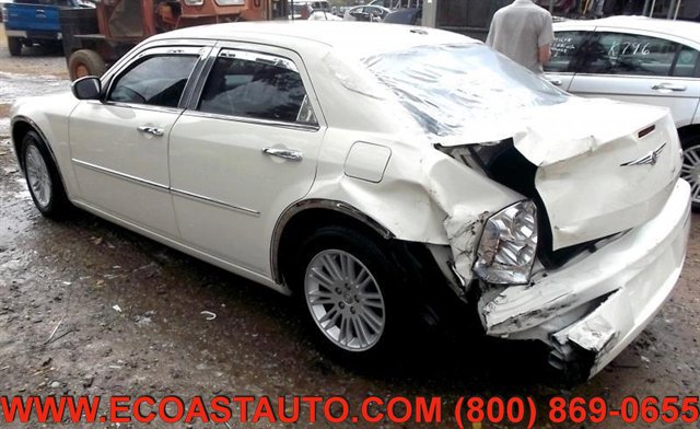 Used 2009 Chrysler 300 Touring RWD image 3
