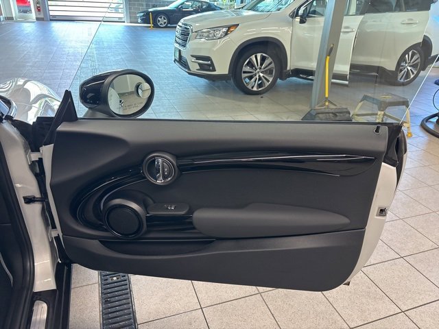Used 2022 MINI Cooper SE image 12