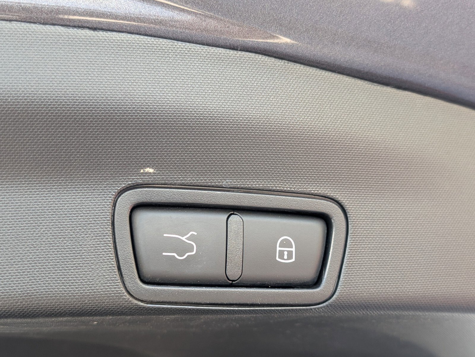 Used 2023 Alfa Romeo Stelvio Sprint image 14