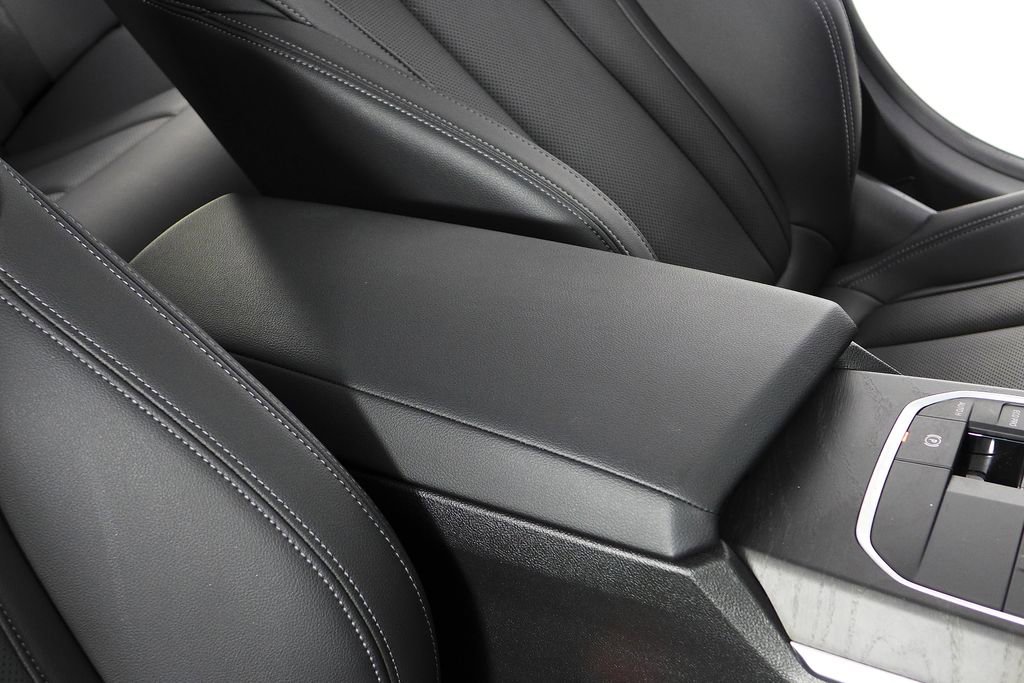 Used 2022 BMW 330i Sedan RWD image 16