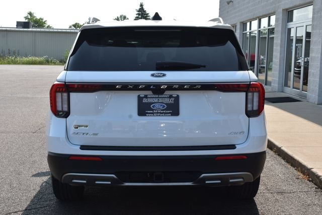Used 2025 Ford Explorer Active w/ Active Comfort Package AWD/4WD image 10