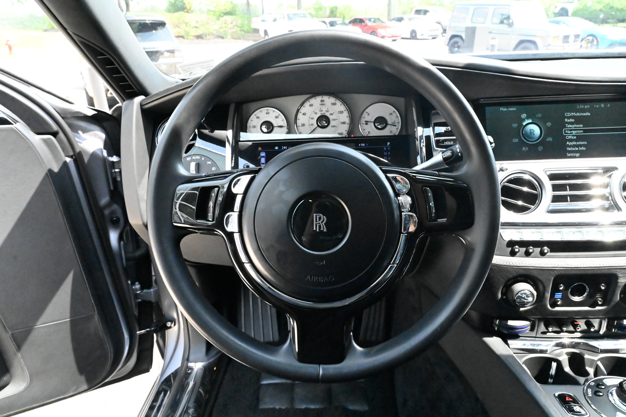 Used 2013 Rolls-Royce Ghost RWD image 31