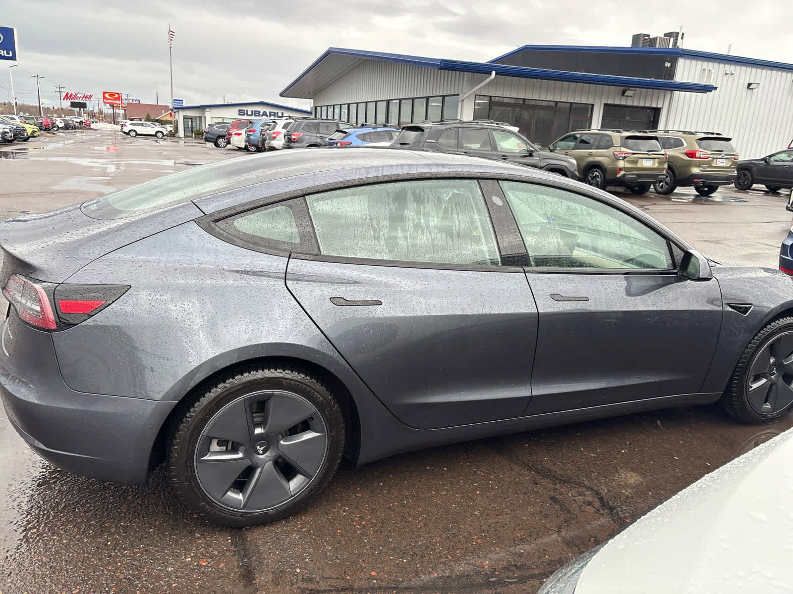 Used 2022 Tesla Model 3 Long Range AWD/4WD image 11