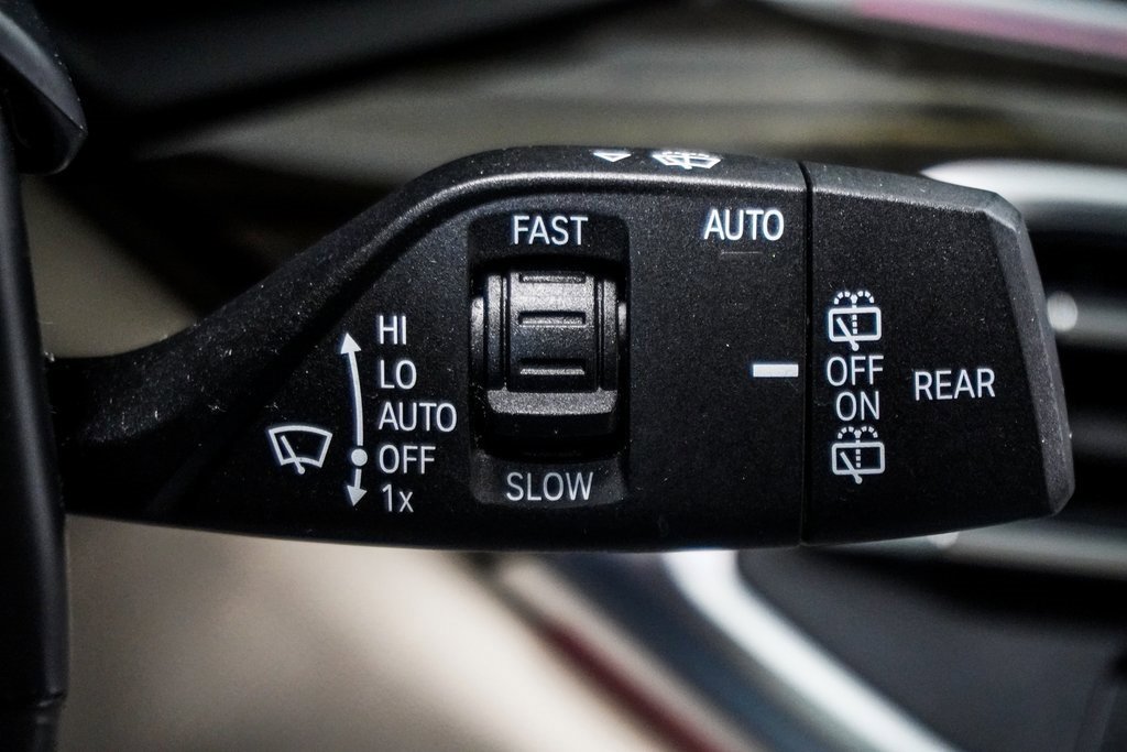 Used 2020 BMW X5 M50i w/ Premium Package image 33