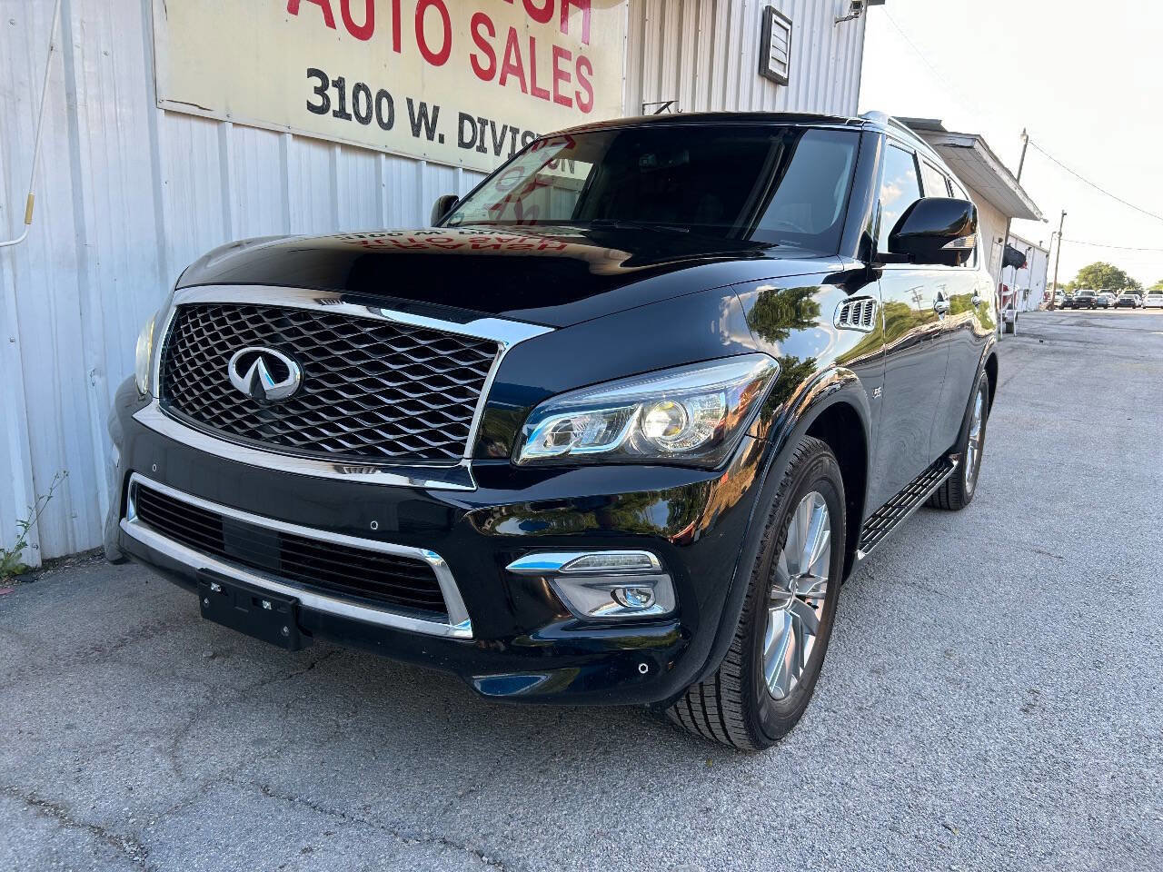 Used 2016 INFINITI QX80 Base 4dr SUV w/ 22" Wheel Package image 12