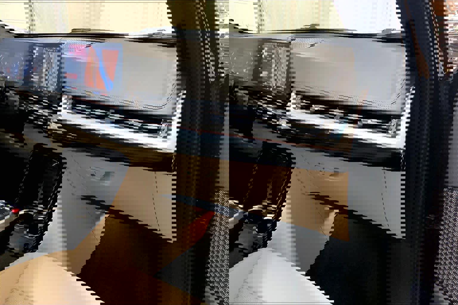 Certified 2024 BMW X1 xDrive28i w/ Convenience Package image 19