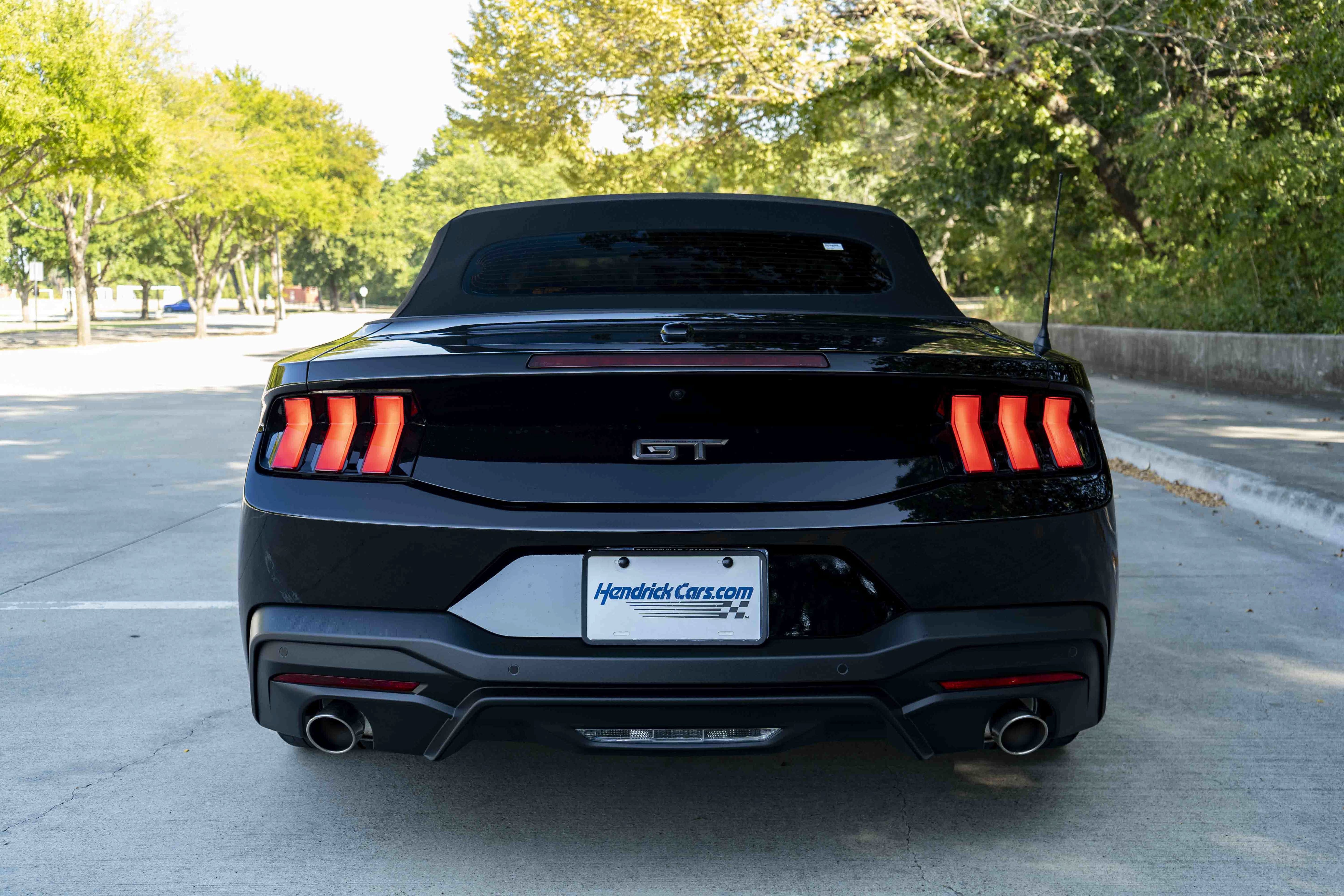 Used 2025 Ford Mustang GT Premium w/ GT Performance Package RWD image 9