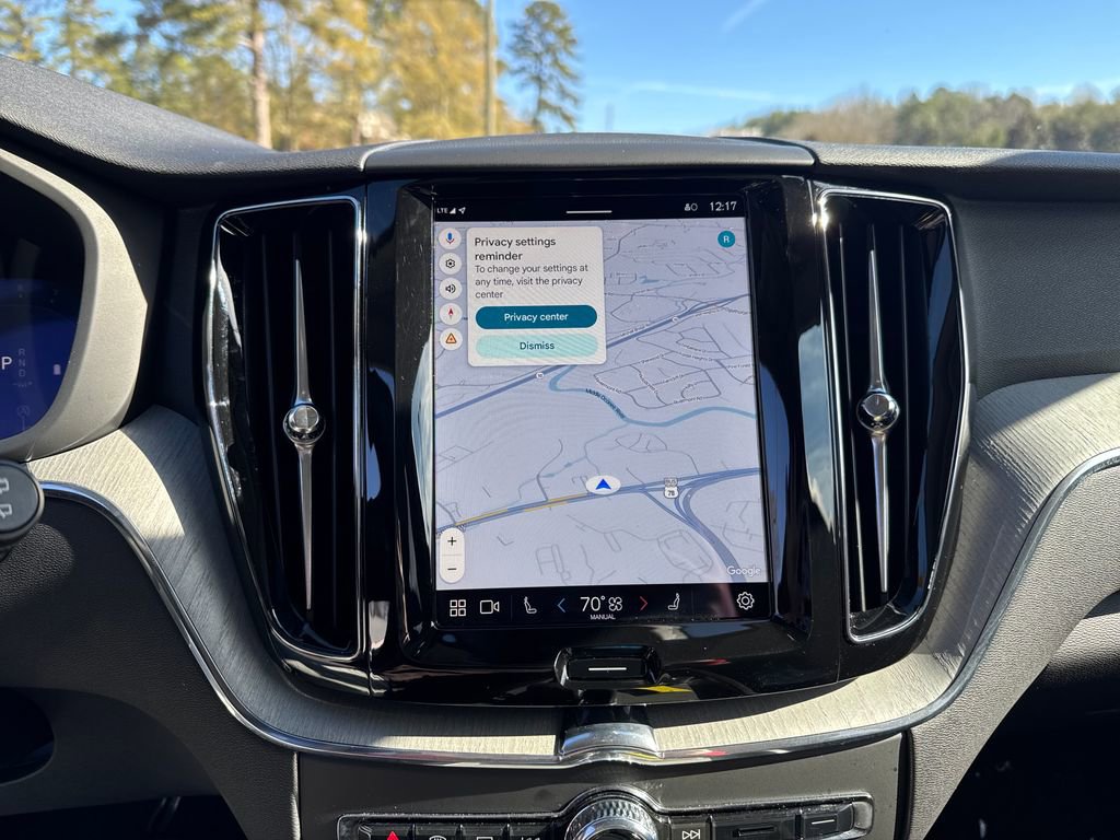 Certified 2025 Volvo XC60 B5 Plus image 23