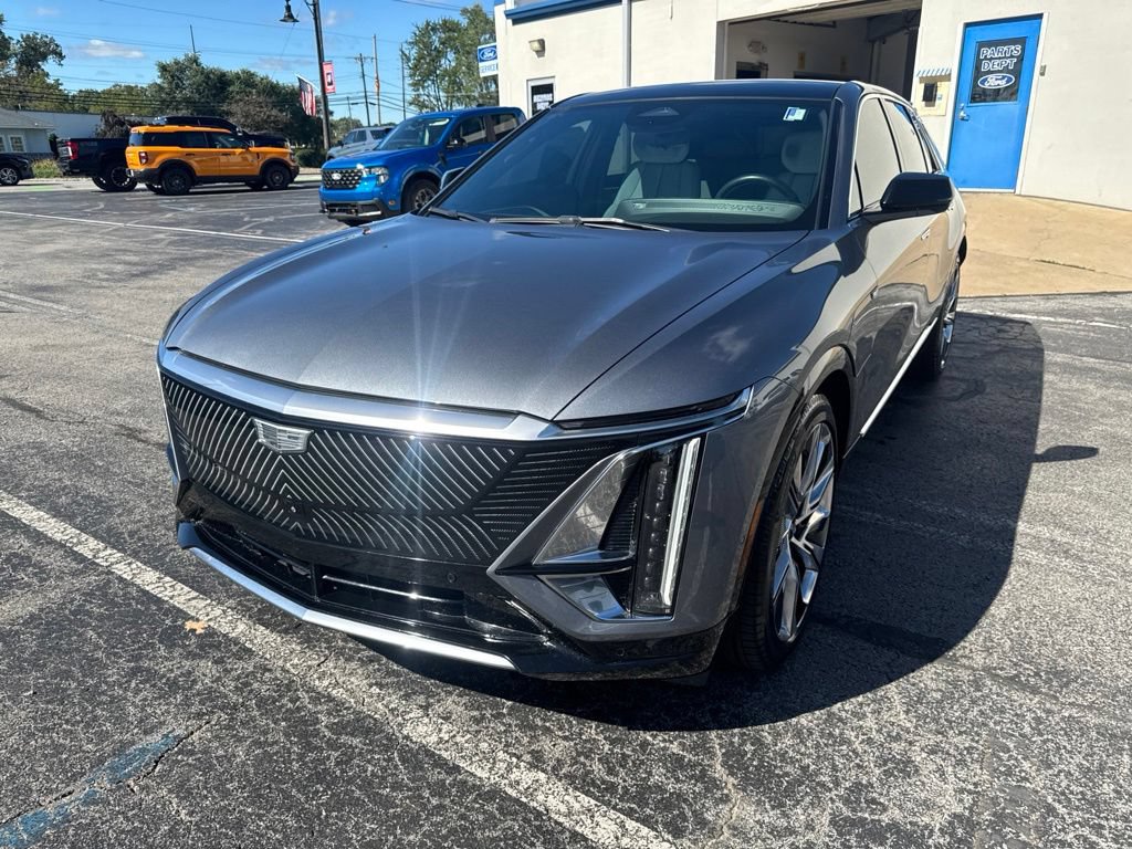 Used 2023 Cadillac Lyriq 2WD image 50
