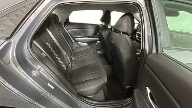 Certified 2024 Hyundai Elantra SEL FWD image 29