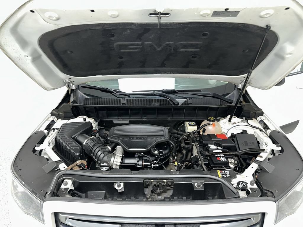 Used 2017 GMC Acadia SLE w/ Driver Alert Package I AWD/4WD image 18
