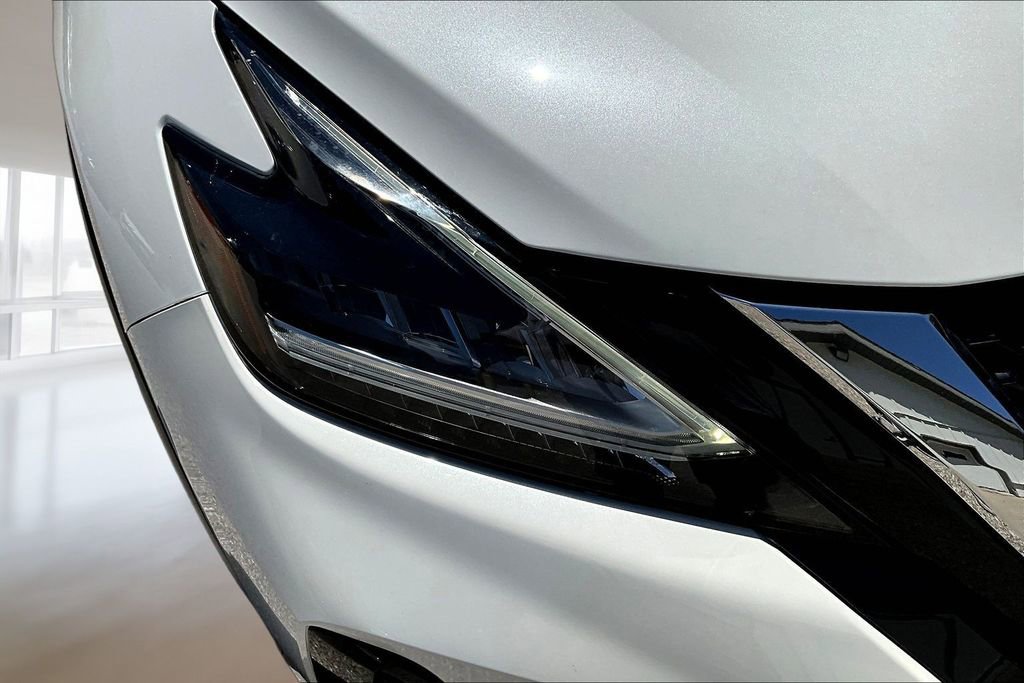 Used 2019 Nissan Murano S AWD/4WD image 28