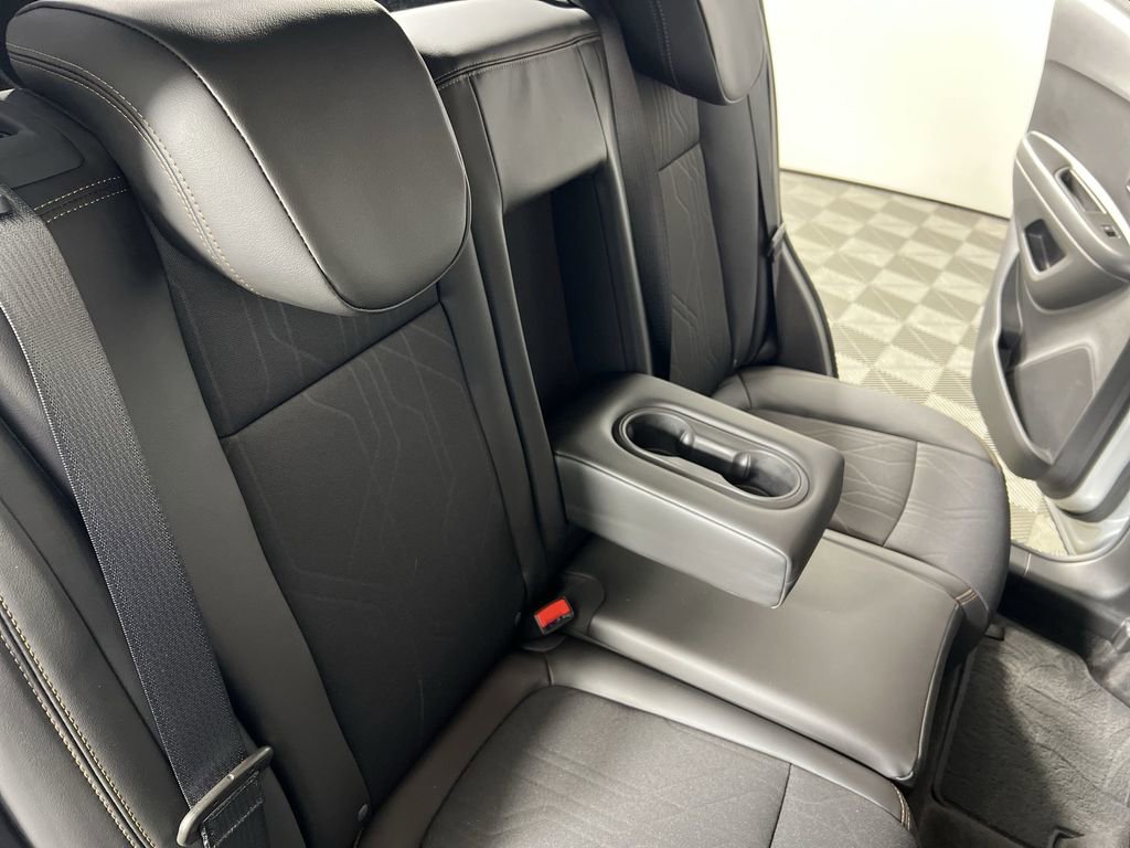 Used 2022 Chevrolet Trax LT w/ LT Convenience Package image 26