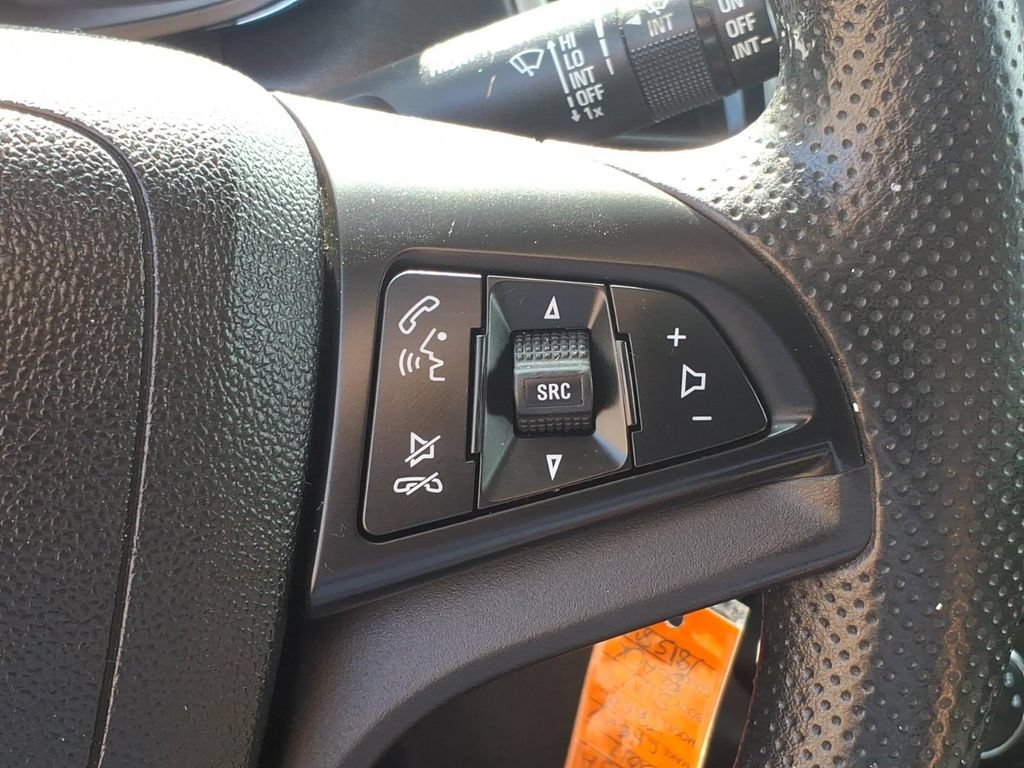 Used 2017 Chevrolet Trax LT AWD/4WD image 20