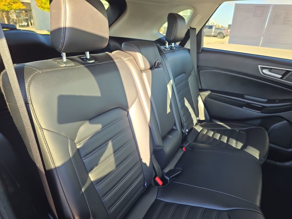 Used 2023 Ford Edge SEL w/ Convenience Package image 36
