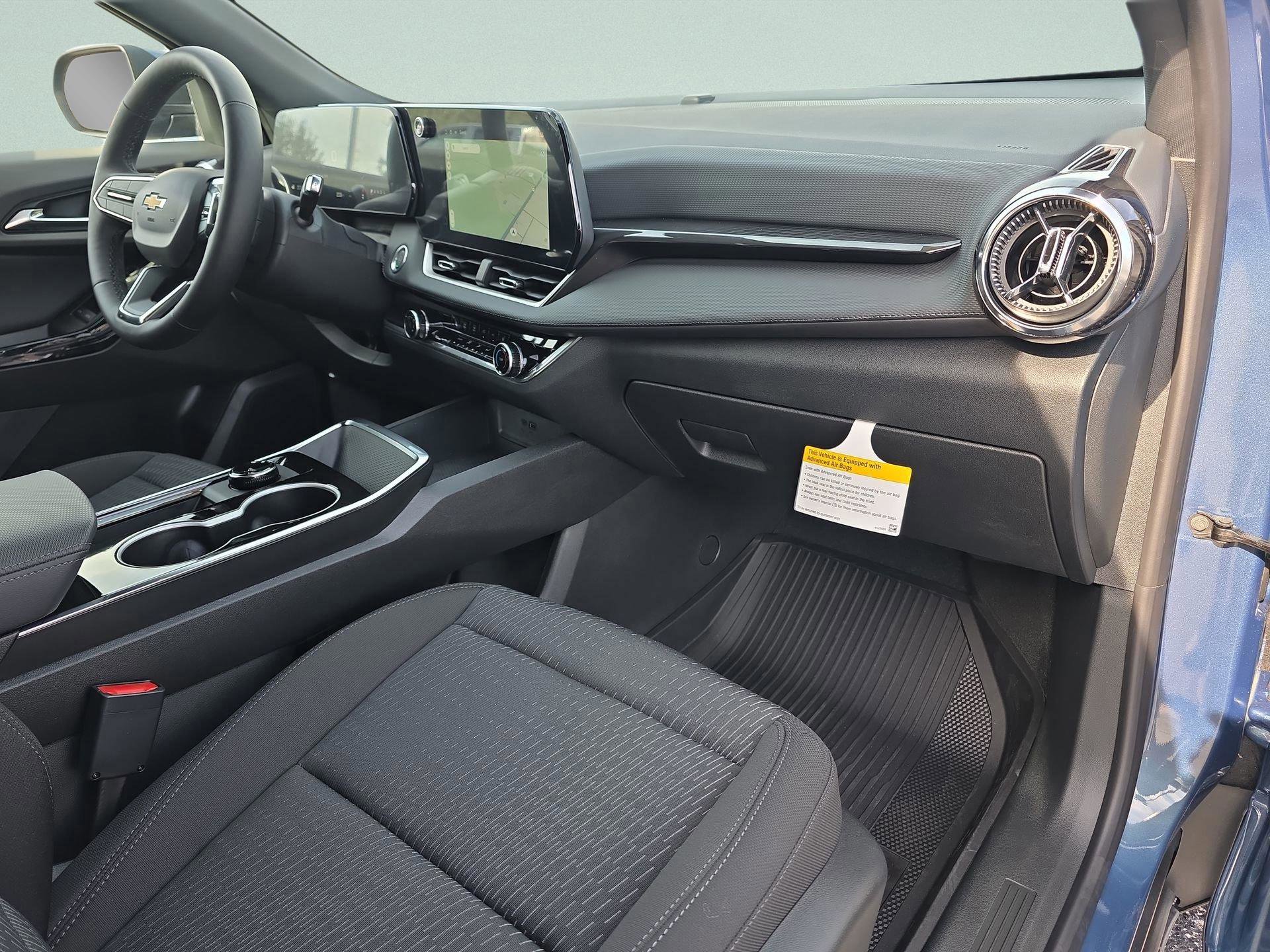 New 2026 Chevrolet Equinox LT w/ Safety and Technology Package image 31