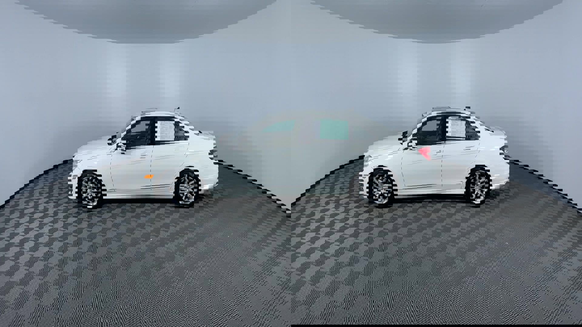 Used 2012 Mercedes-Benz C 300 4MATIC Sedan image 5