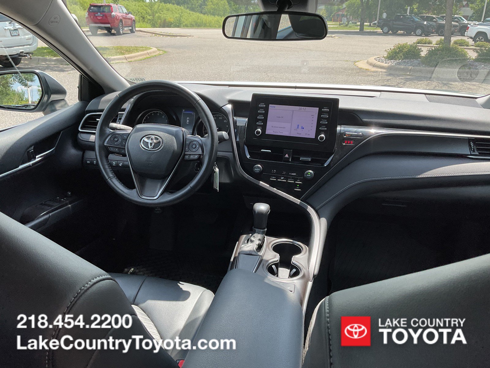 Used 2024 Toyota Camry SE FWD image 18