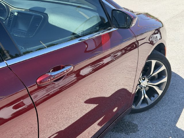 Used 2016 Chrysler 200 C w/ Premium Group FWD image 9