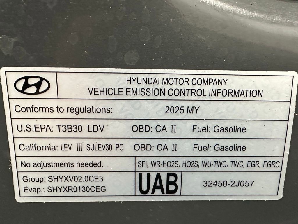 Used 2025 Hyundai Elantra SE image 63