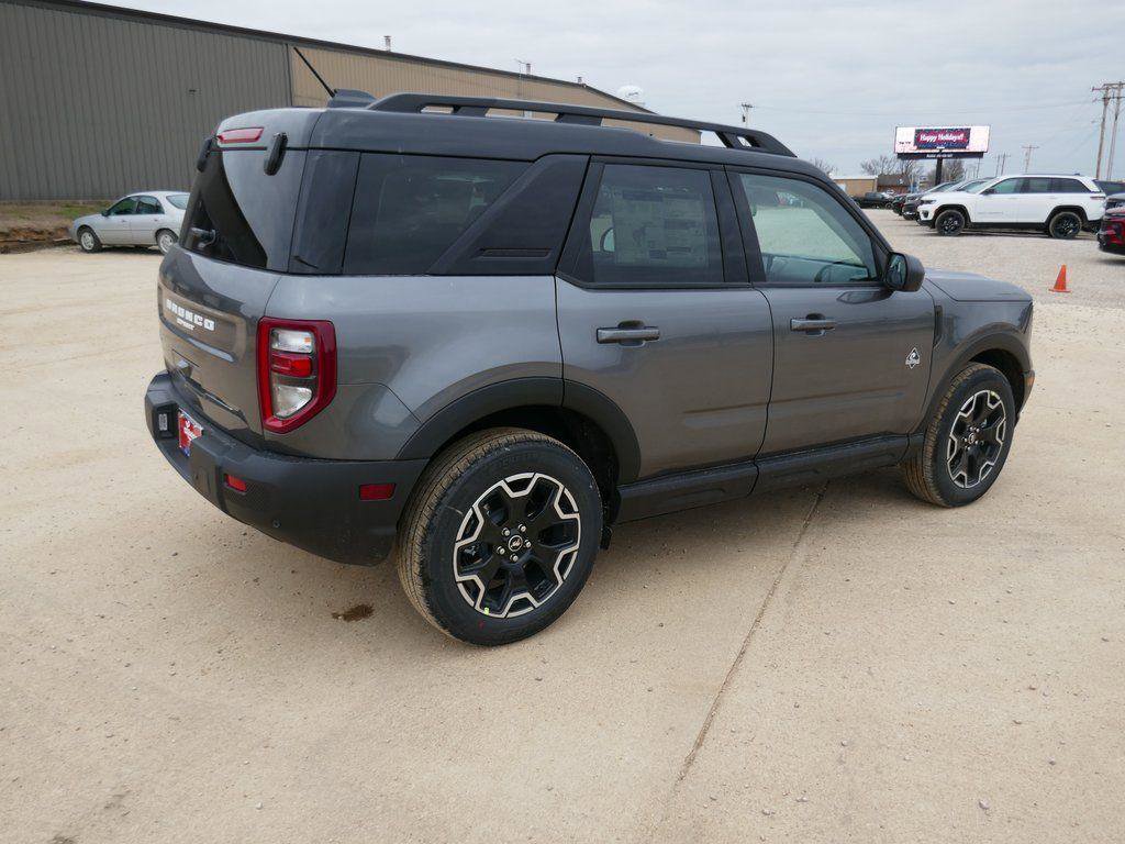 New 2025 Ford Bronco Sport Outer Banks image 5