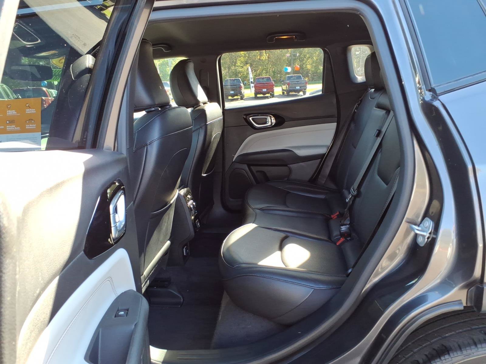 Certified 2023 Jeep Compass Limited AWD/4WD image 30