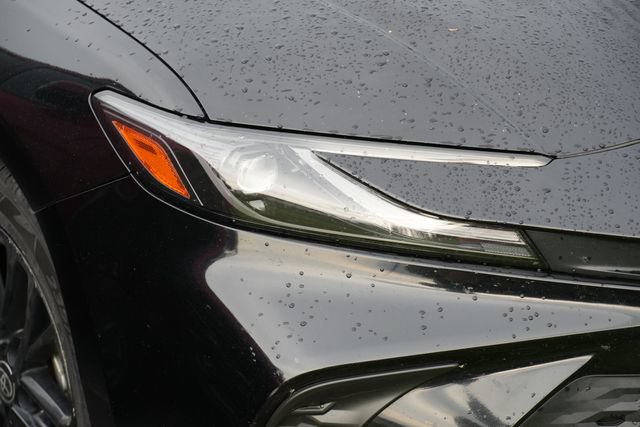Used 2025 Toyota Camry SE FWD image 2