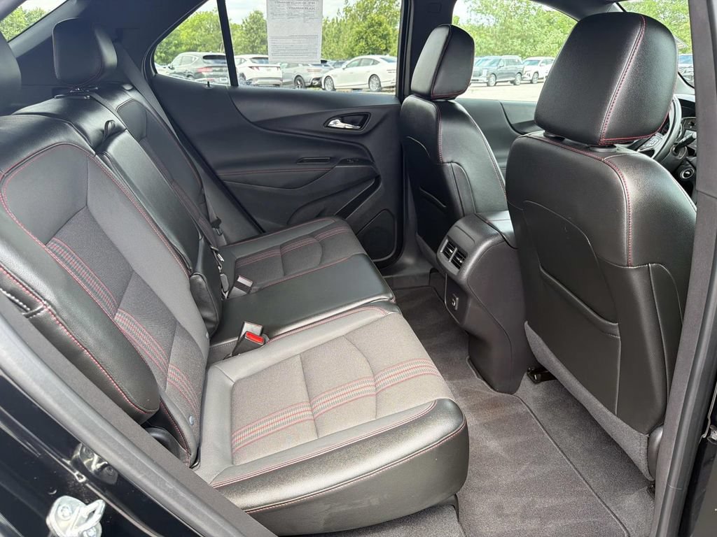 Used 2024 Chevrolet Equinox RS AWD/4WD image 23