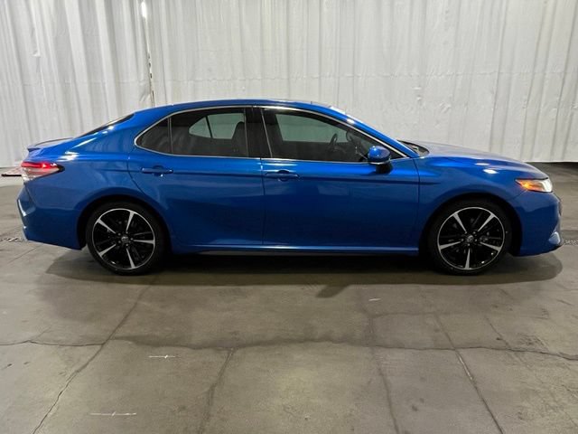 Certified 2018 Toyota Camry XSE FWD image 2