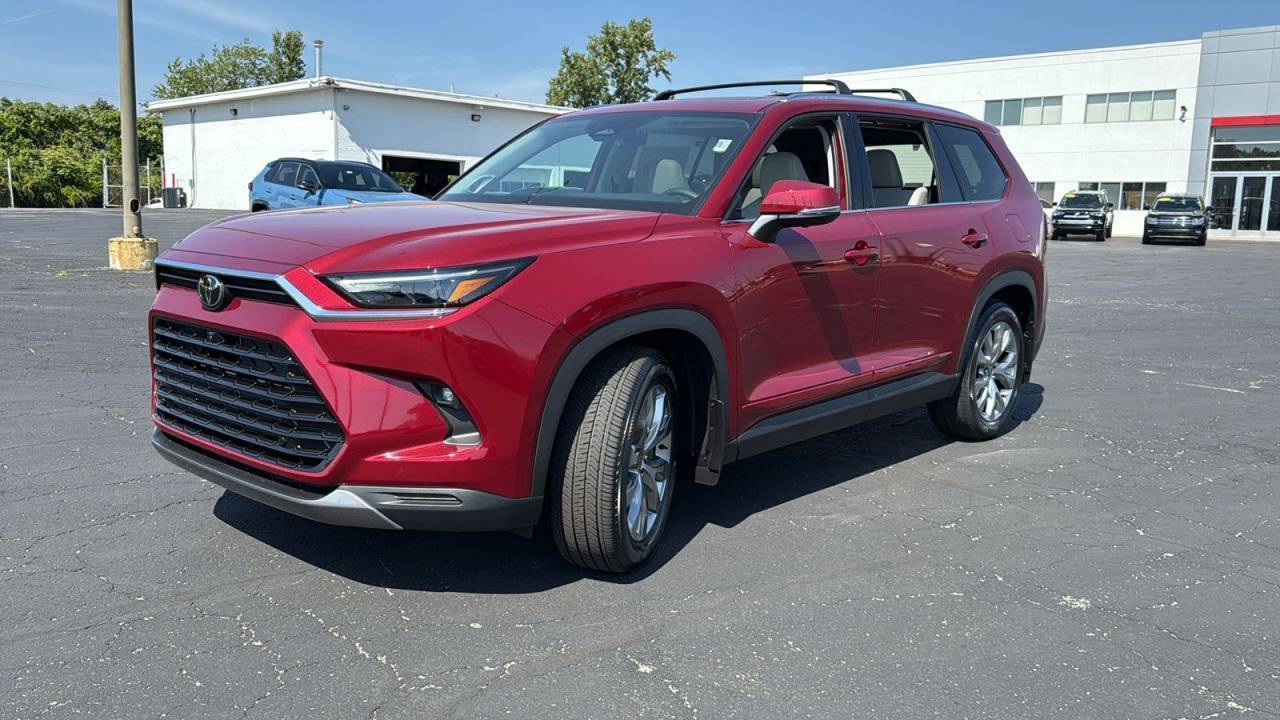 New 2026 Toyota Grand Highlander Limited image 3
