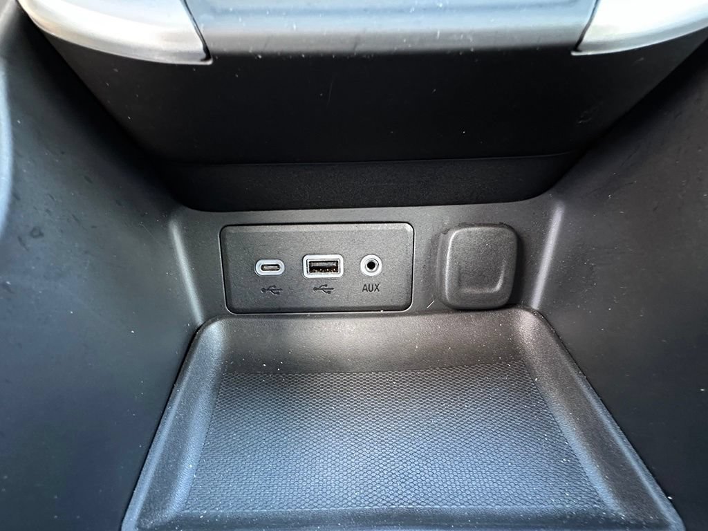 Used 2023 GMC Terrain SLE AWD/4WD image 33