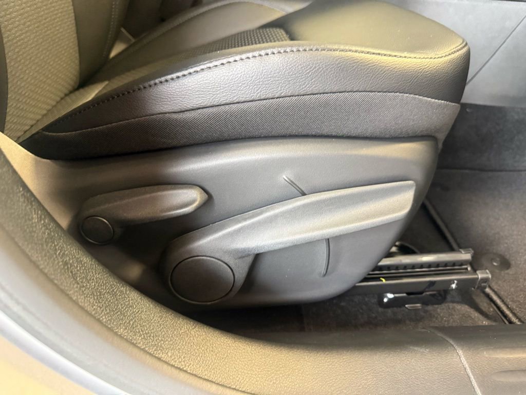 New 2026 Jeep Compass Latitude image 18