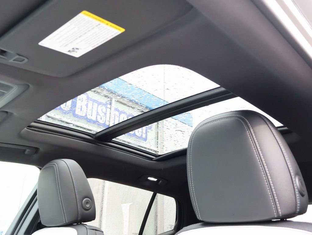 New 2026 Chevrolet Equinox EV LT image 21