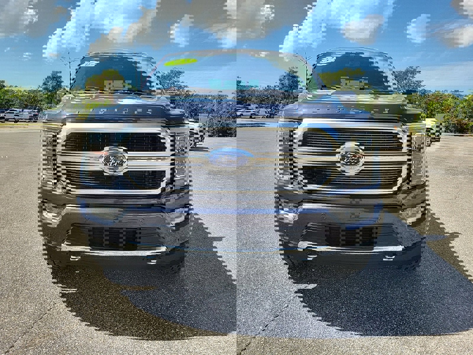 Used 2022 Ford F150 Limited image 3