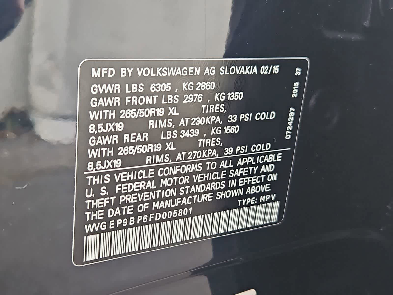 Used 2015 Volkswagen Touareg TDI AWD/4WD image 38
