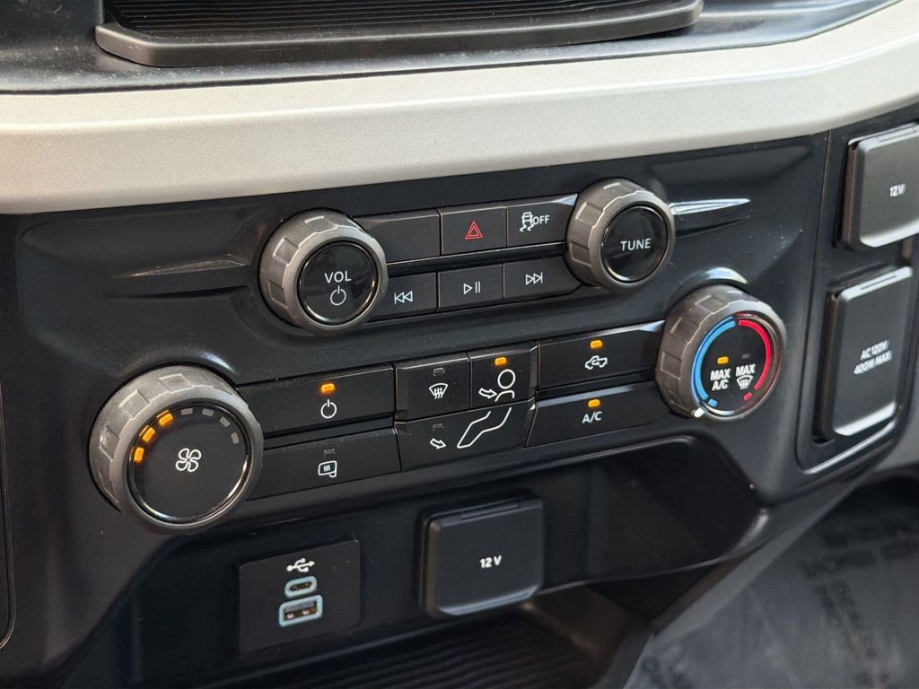 Used 2025 Ford F250 XLT AWD/4WD image 11