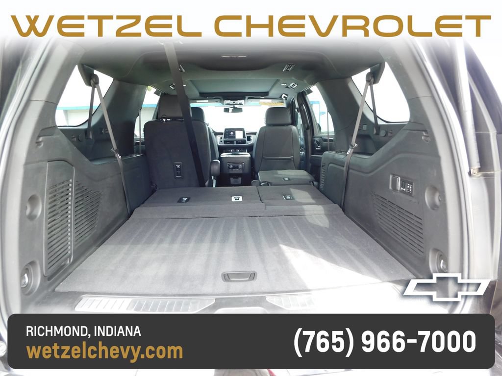 Certified 2022 Chevrolet Suburban RST w/ Luxury Package AWD/4WD image 31